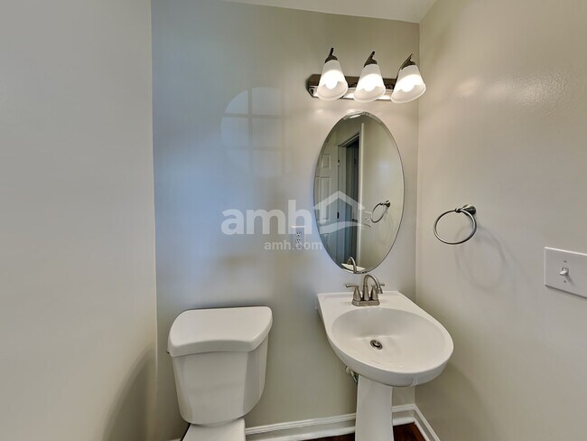 Building Photo - 1420 Jabbok Pl NW