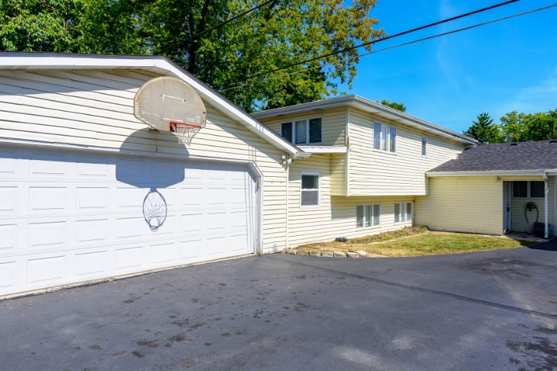 Building Photo - 1340 Campbell Ave