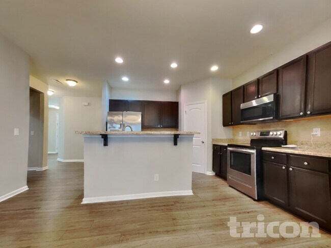 Building Photo - 76 Ashby Dr