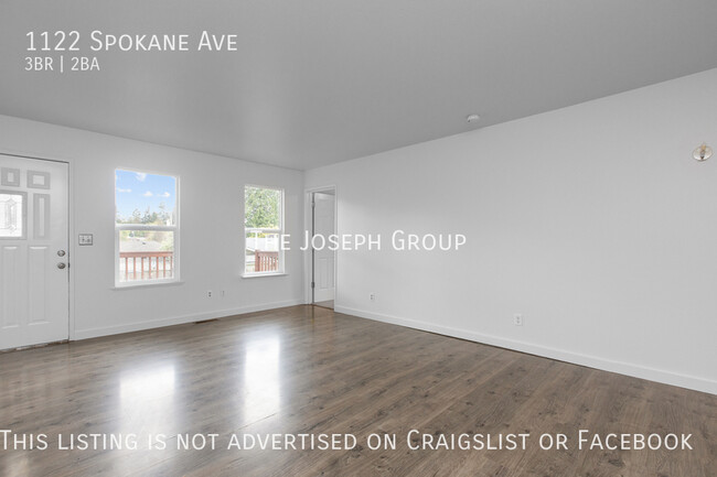 Building Photo - 1122 Spokane Ave