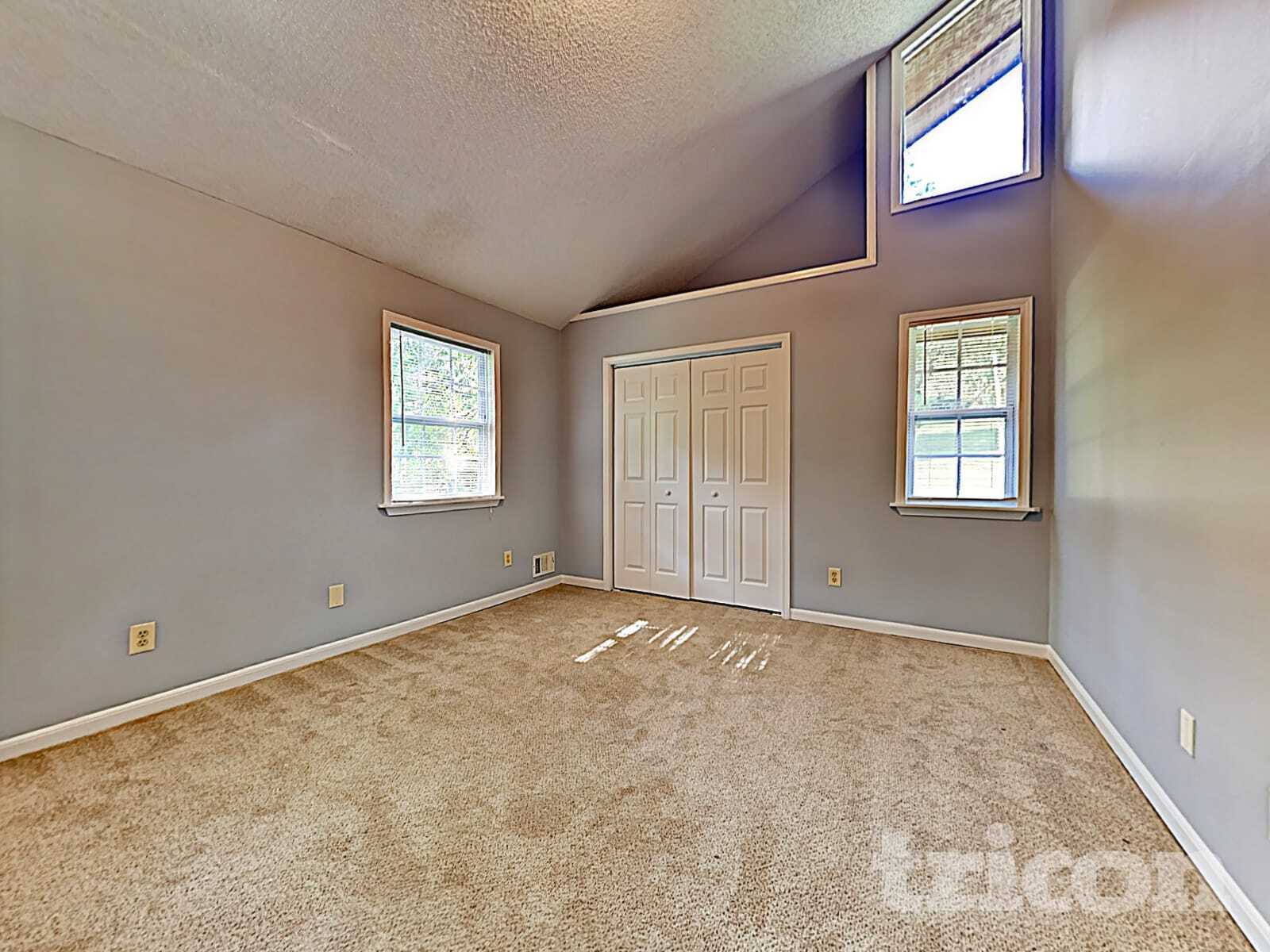 Building Photo - 4580 Woodcroft Cove