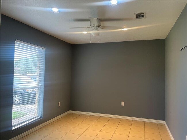 Building Photo - 12803 Segrest Dr