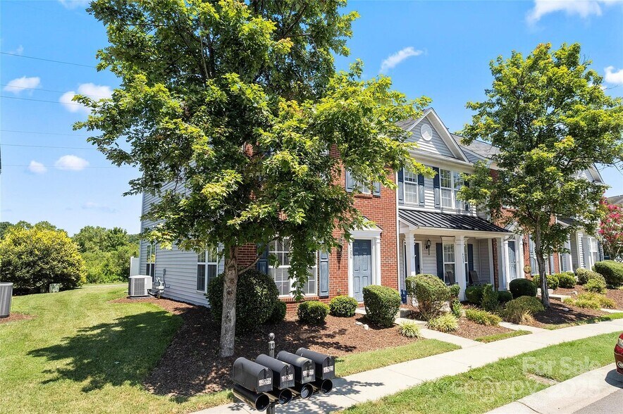 Building Photo - 4235 Coulter Xing