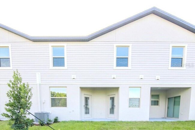 Building Photo - 3172 Bryant Park Dr