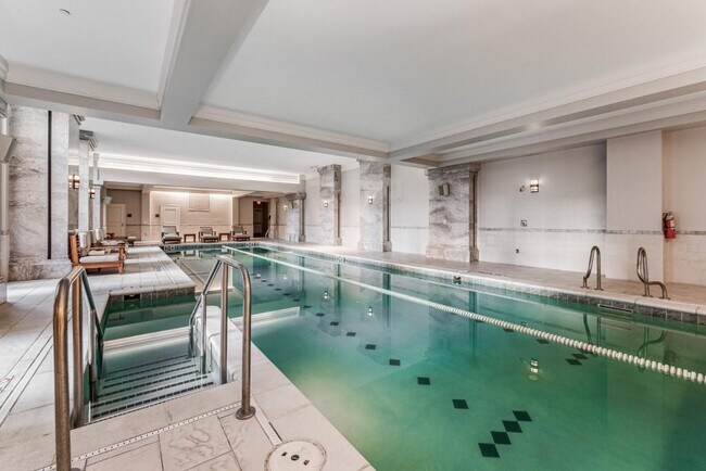 Building Photo - 3376 Peachtree Rd NE