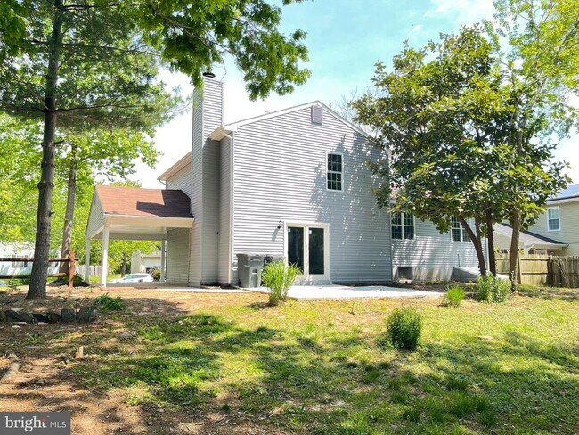 Building Photo - 13301 Coldwater Dr