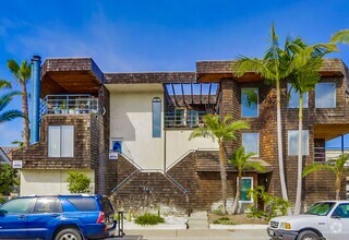 Building Photo - 2 bedroom Mission Beach Condo, Ocean Views...