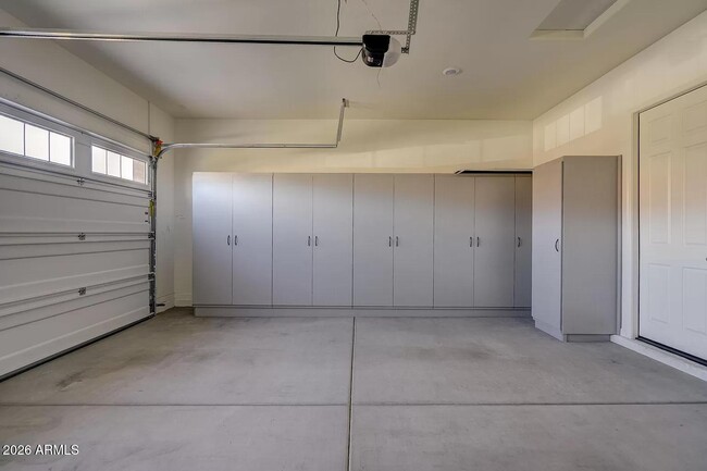 Building Photo - 10583 W Bronco Trail