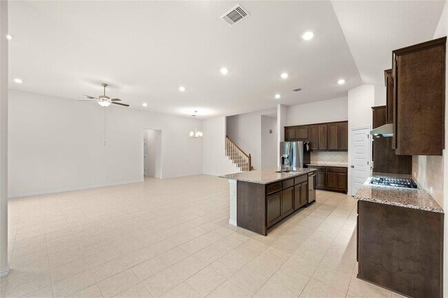 Building Photo - 182 Palmillas Dr