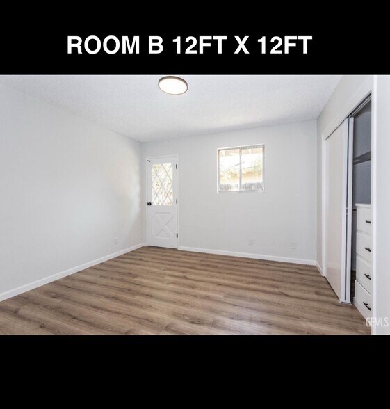 Building Photo - 2401 Rio Vista Dr