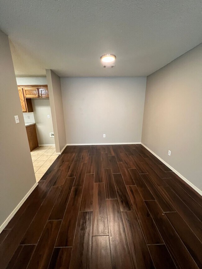 Building Photo - 1703 Wilder Ln