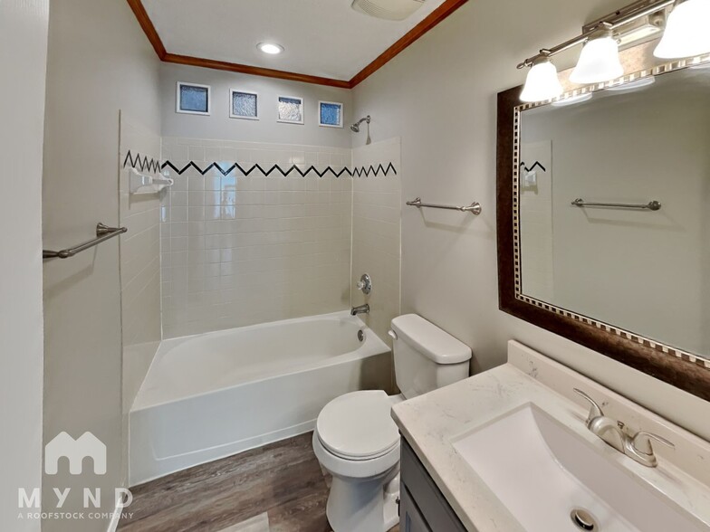 Building Photo - 8923 Trinity Cir