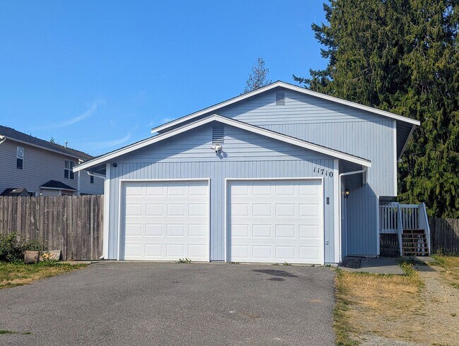 Building Photo - 4Bd/1.75Ba Everett House