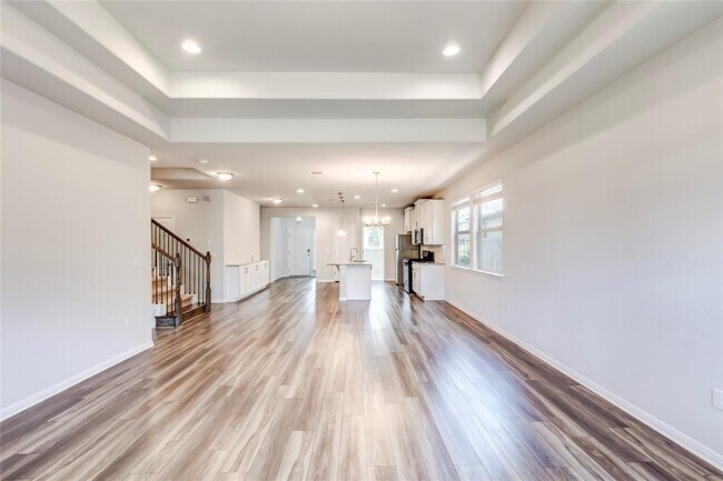 Building Photo - 425 Arrowhead Vine St