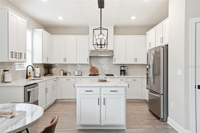 Building Photo - 7848 Somersworth Dr