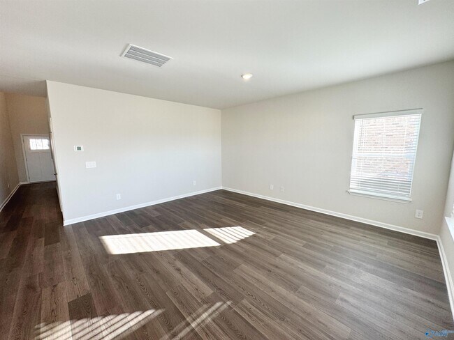 Building Photo - 29351 Satilla Cir