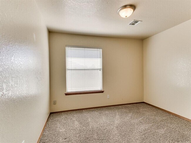 Building Photo - 4100 Kent St