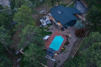 Building Photo - Price reduction on this beautiful family home with the best views in the city!  $3950/mo!!