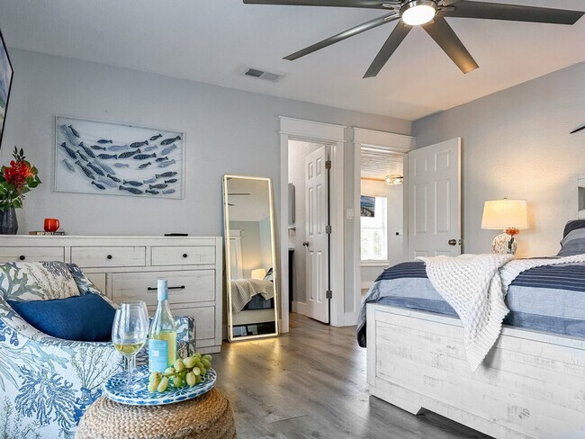 Building Photo - 94 Cobia St