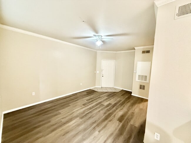 Building Photo - 2600 Robert Trent Jones Dr