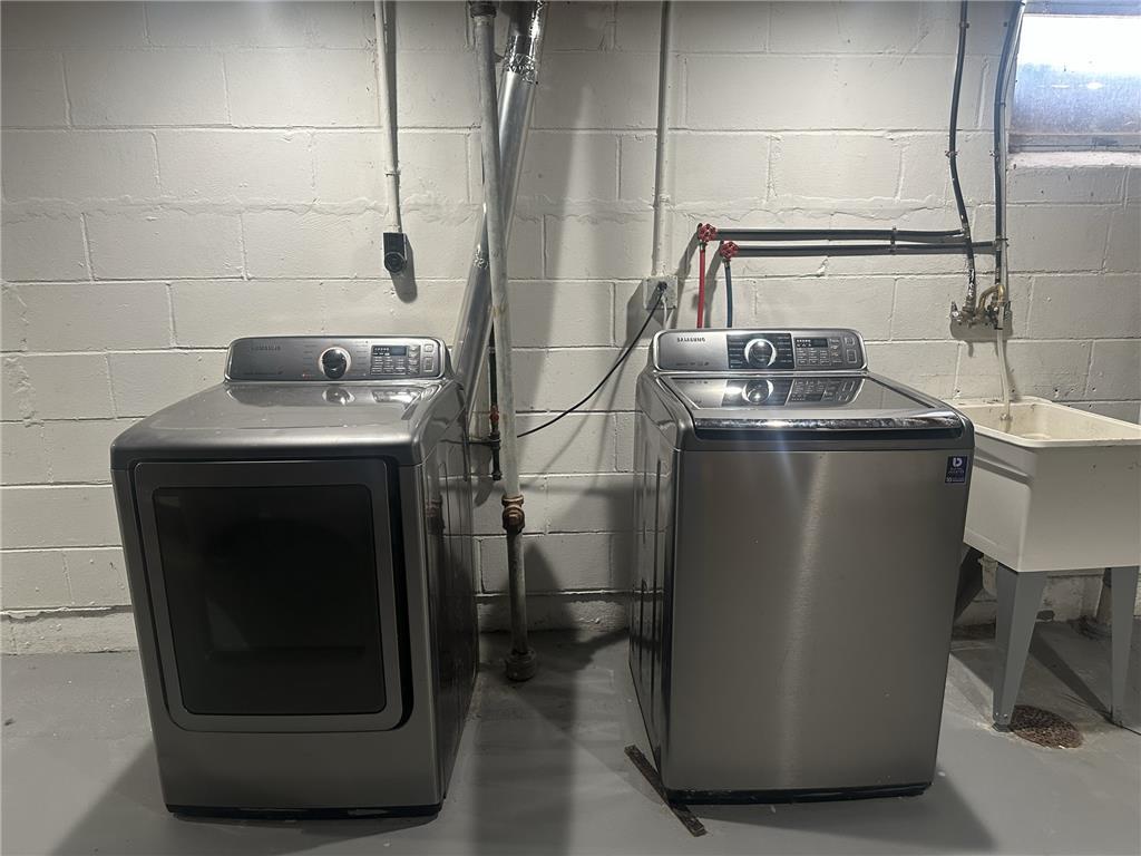 Building Photo - 1718 3rd Ave N