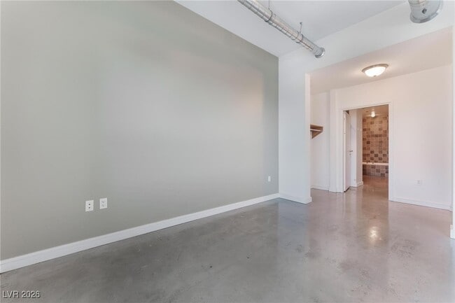 Building Photo - 200 Hoover Ave