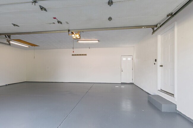 Building Photo - 3823 Ashwinton Way