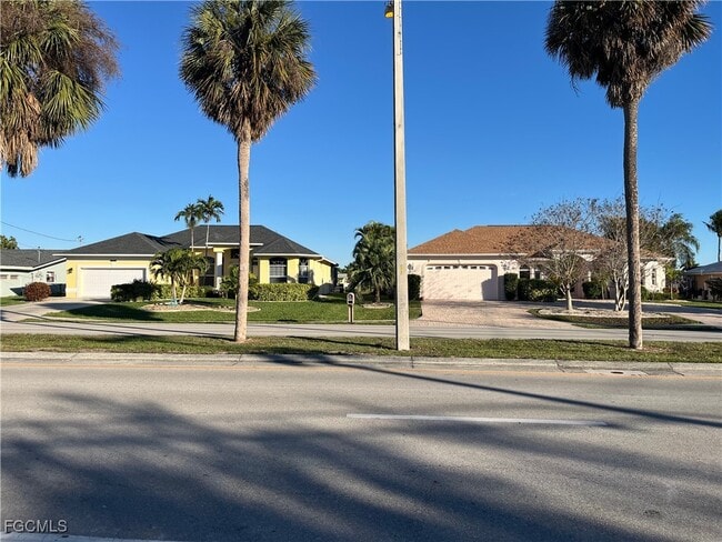 Building Photo - 4012 Country Club Blvd