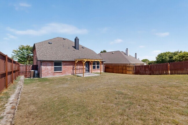 Building Photo - 13291 Guerin Dr
