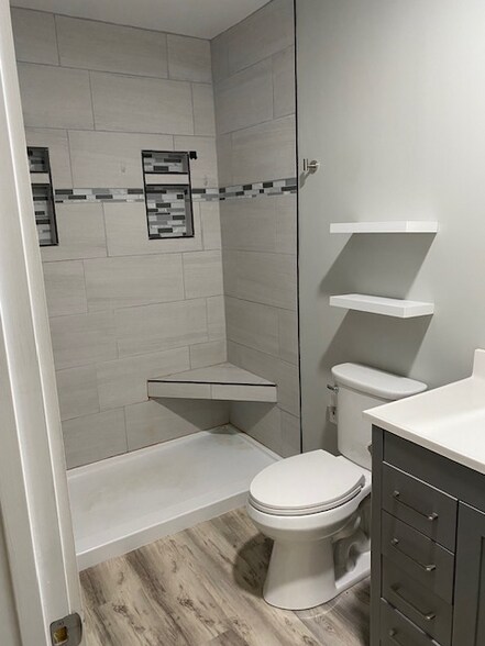 Building Photo - 518 Mc Ghee Ave