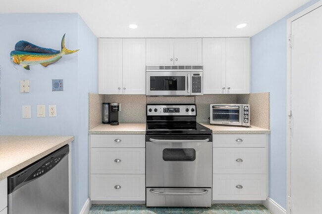 Building Photo - 4750 S Ocean Blvd