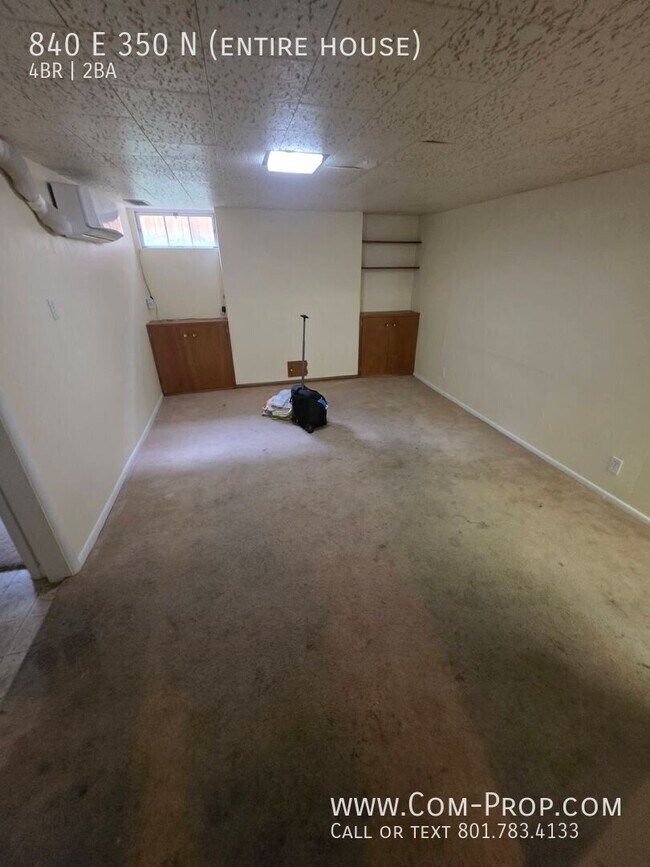 Building Photo - 840 E 350 N