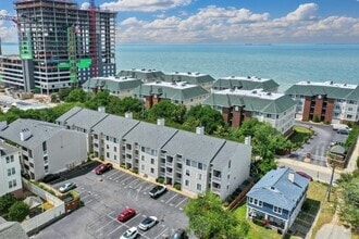 Building Photo - Ready NOW!! A Chesapeake Bay Condo Just 1/...