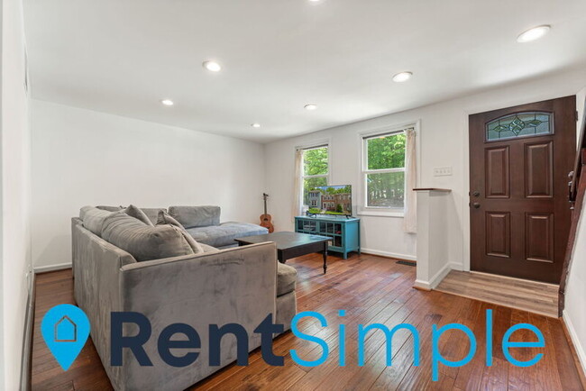 Building Photo - 8143 Crystal Creek Ct