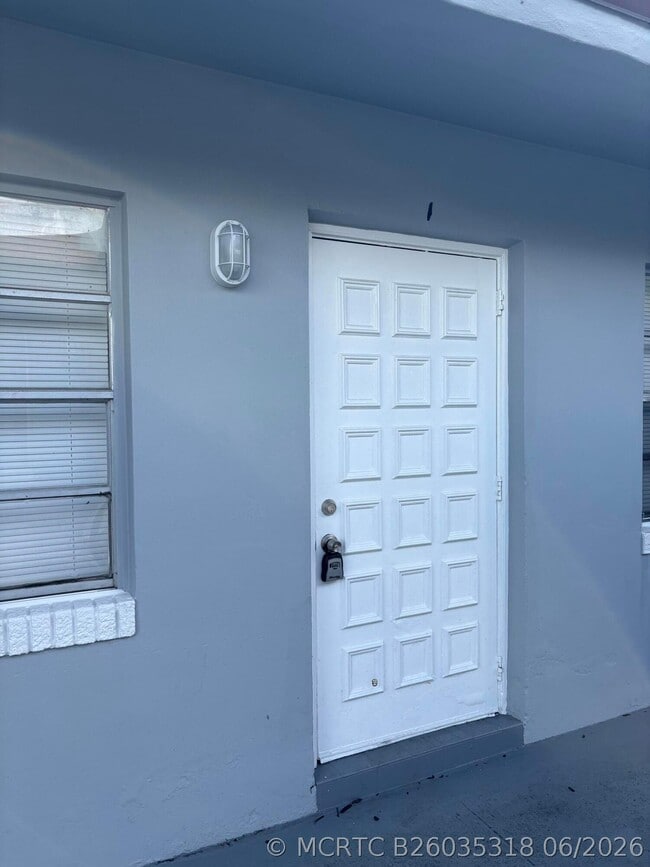 Building Photo - 4031 NW 30th Terrace