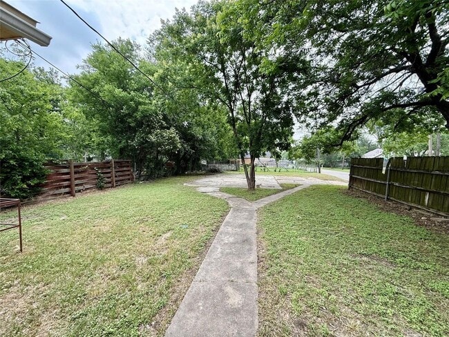 Building Photo - 3424 Lasker Ave