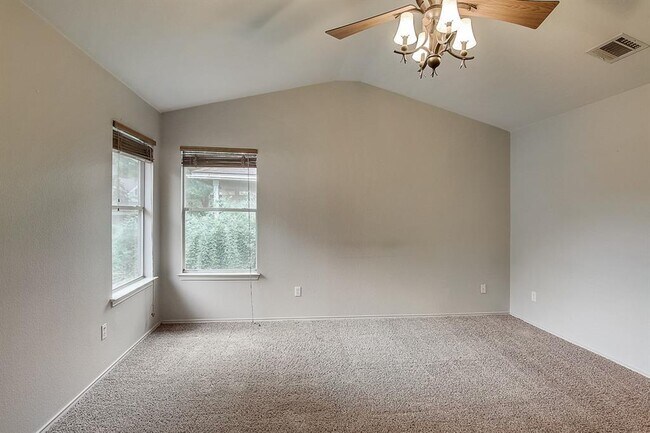 Building Photo - 4811 Mather