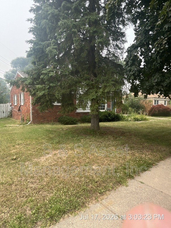 Building Photo - 1117 Mitchell Ave