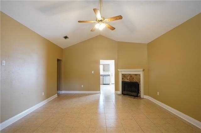 Building Photo - 1307 LA-59