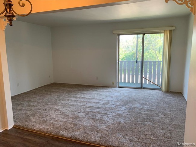 Building Photo - 8709 Candlewood Trail