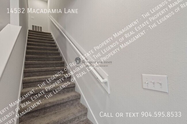 Building Photo - 14532 Macadamia Ln