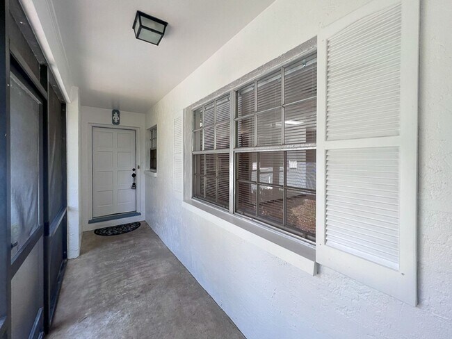 Building Photo - 3BR/2BA Pet Friendly Pool Home in McIntosh...