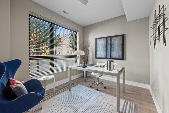 Building Photo - 122 S Ohio Ave