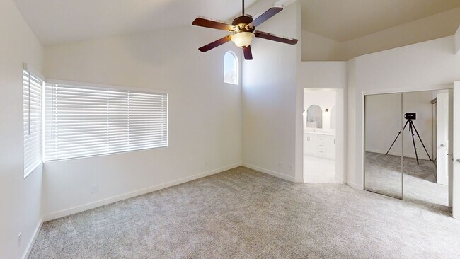 Building Photo - 4 Bedroom Home in Rolling Hills Community Yucaipa CA