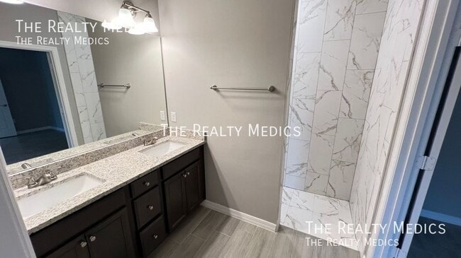 Building Photo - 276 Santo Domingo Ave SW