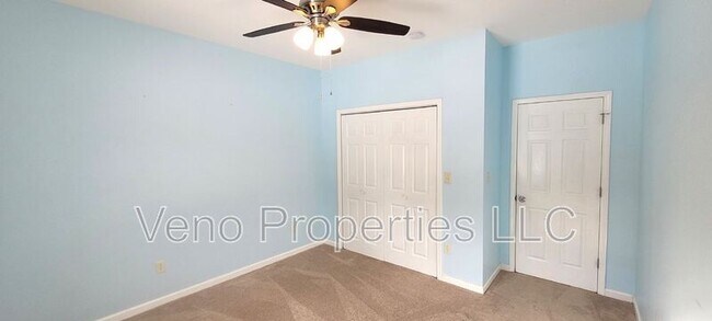 Building Photo - 2057 Rowley Rd