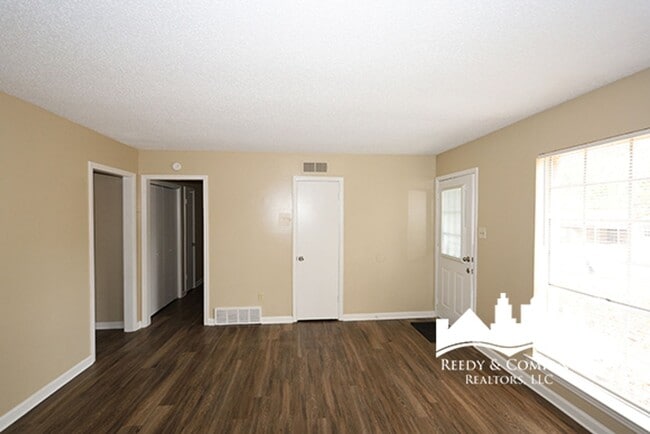 Building Photo - 5169 Braden Dr