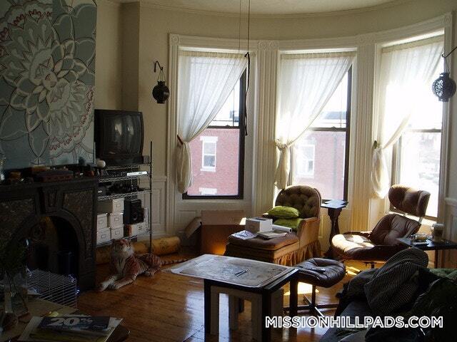 Building Photo - 1451 Tremont St