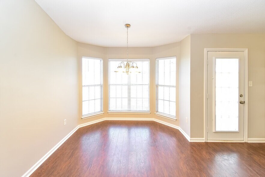 Building Photo - 7805 Jane Ayre Dr