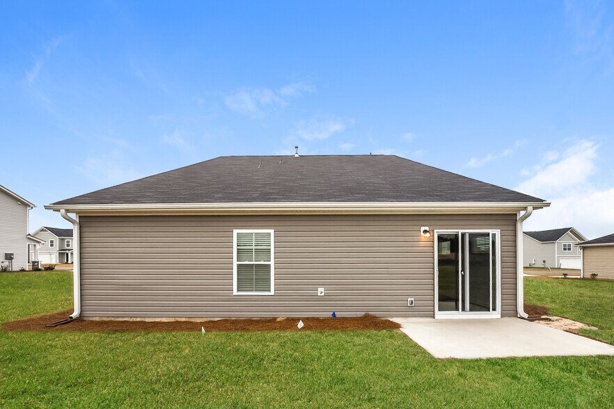Building Photo - 157 King Buck Dr